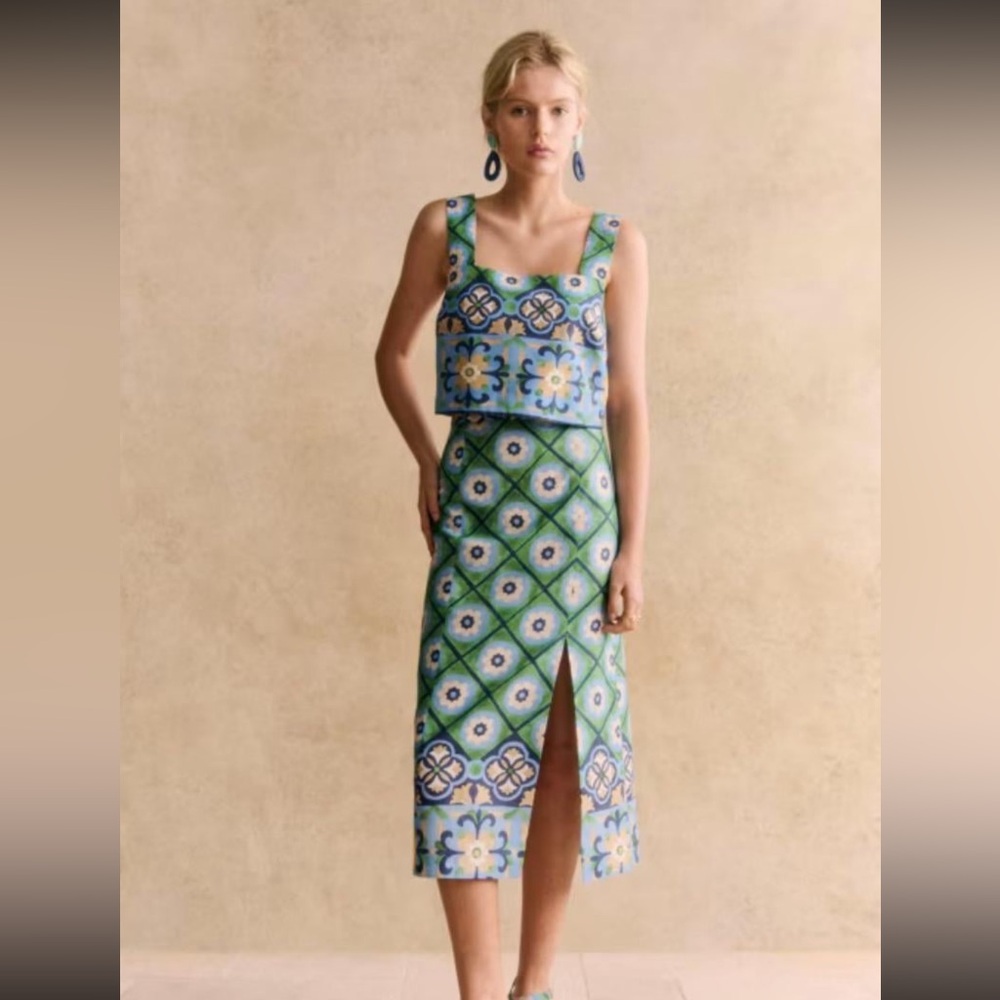 Sézane x Momoni Skirt and Tank Set